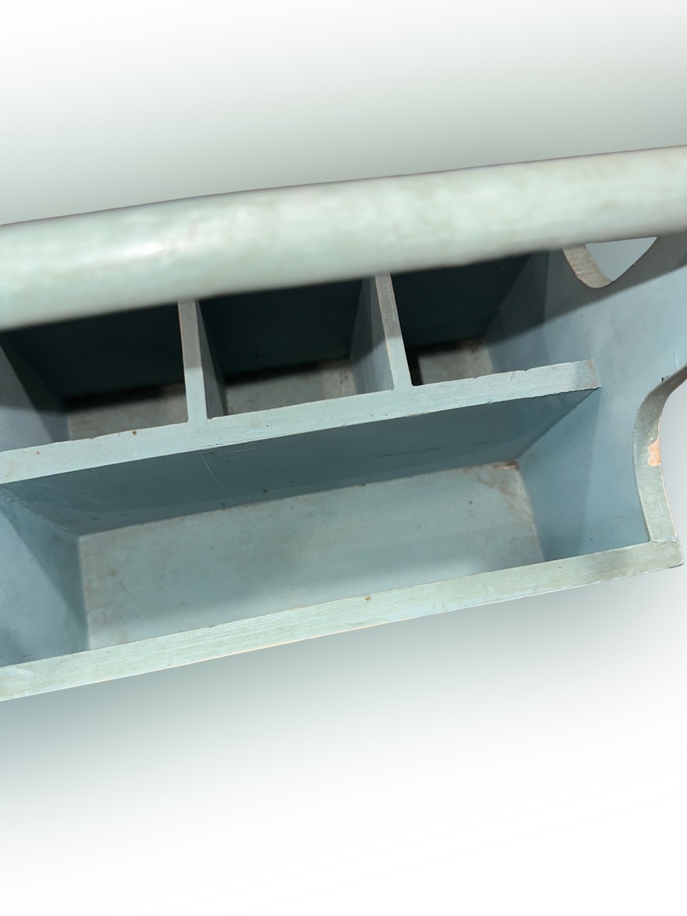 Vintage Wooden Caddy Carry All Garden Tools Utensil Holder Painted Bird Houses - Picture 3 of 8